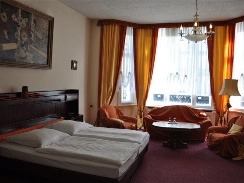 Hotel Pension Savoy Near Kurfuerstendamm Berlín Exteriér fotografie
