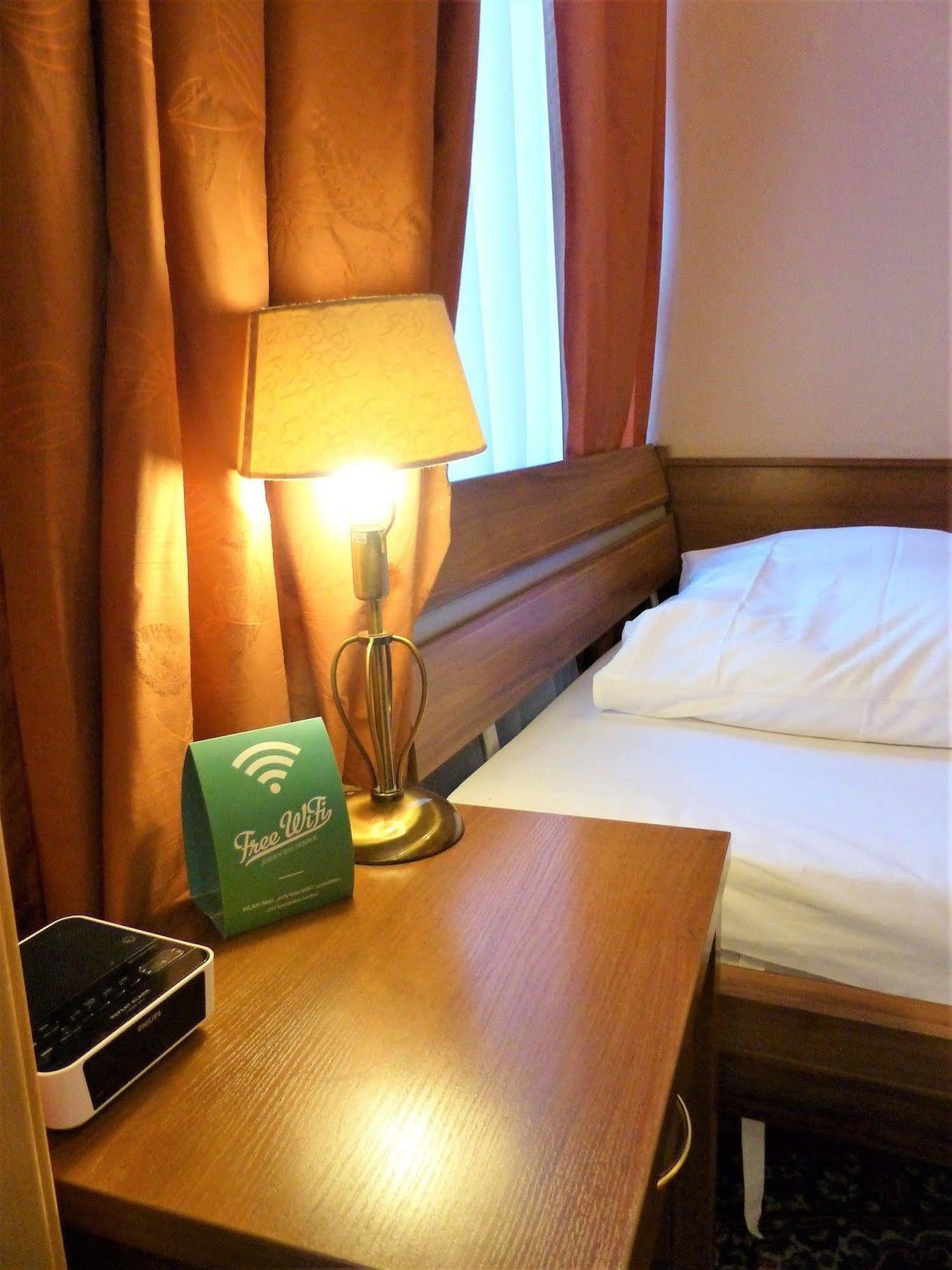 Hotel Pension Savoy Near Kurfuerstendamm Berlín Exteriér fotografie