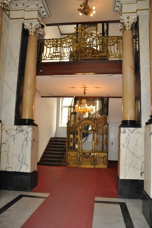 Hotel Pension Savoy Near Kurfuerstendamm Berlín Exteriér fotografie