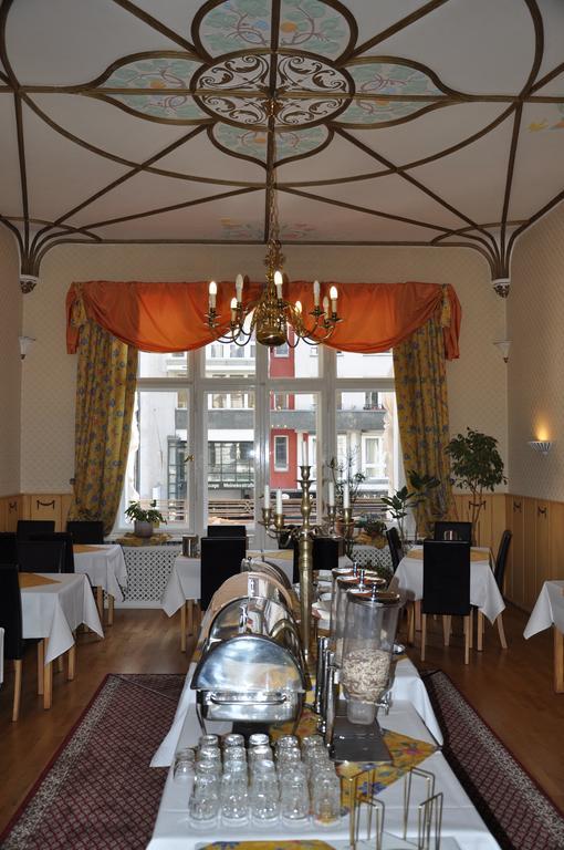 Hotel Pension Savoy Near Kurfuerstendamm Berlín Exteriér fotografie