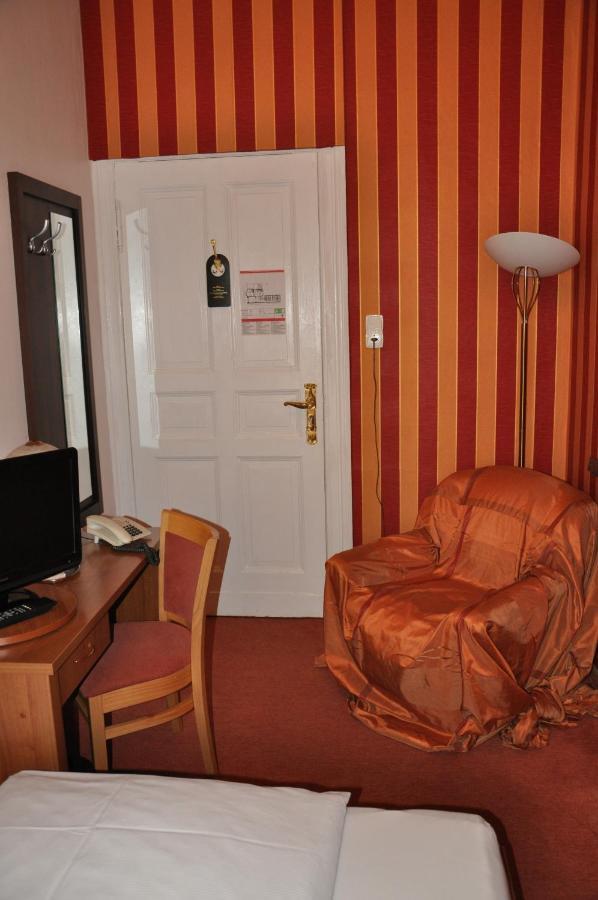 Hotel Pension Savoy Near Kurfuerstendamm Berlín Pokoj fotografie